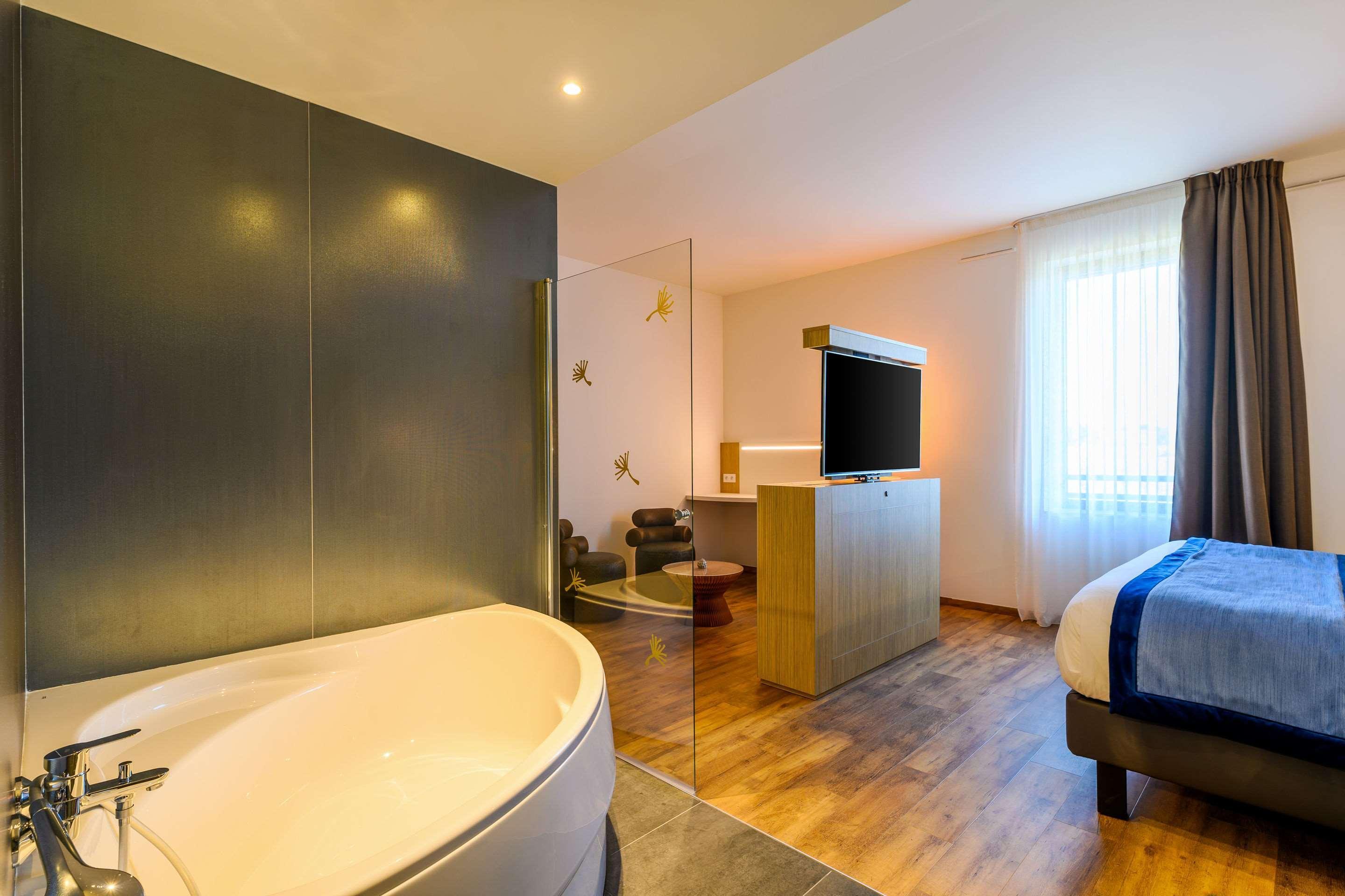 Kyriad Prestige Amiens Poulainville - Hotel And Spa Dış mekan fotoğraf