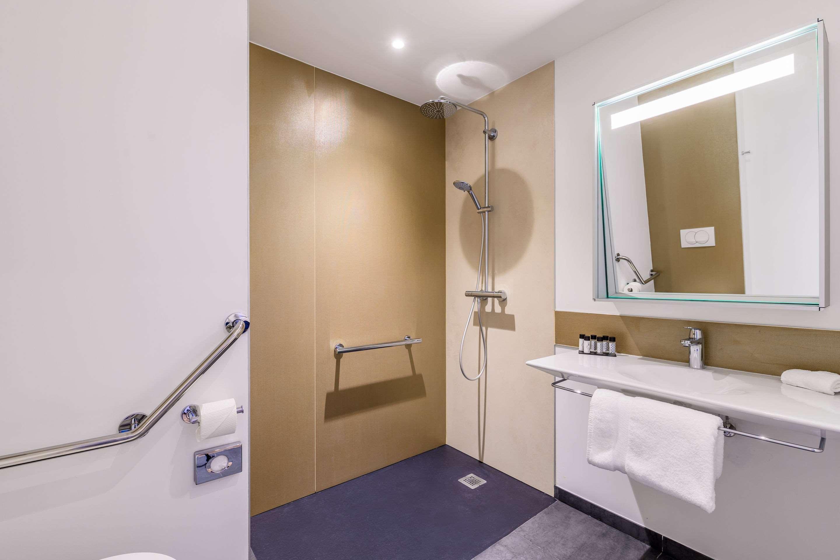 Kyriad Prestige Amiens Poulainville - Hotel And Spa Dış mekan fotoğraf