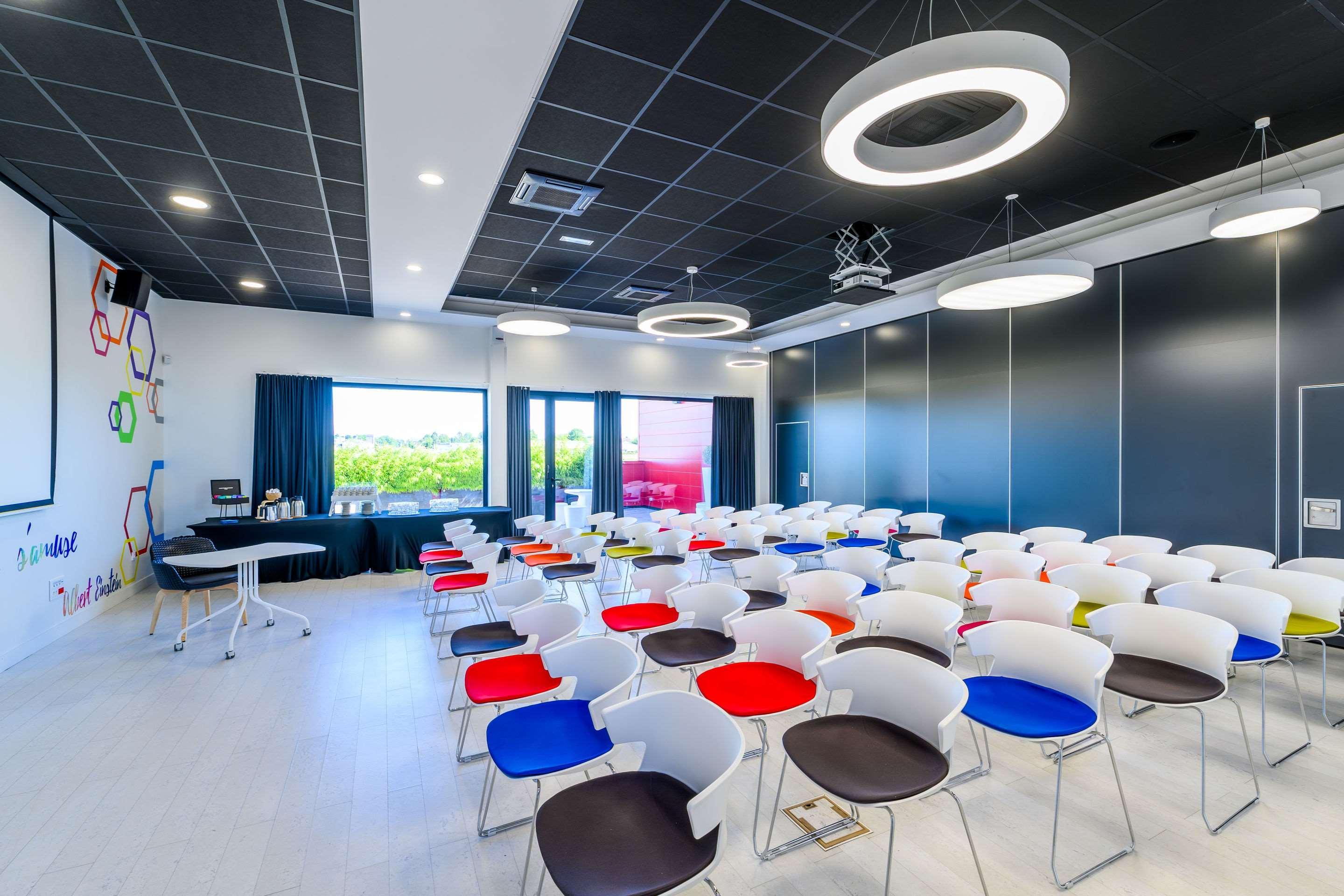 Kyriad Prestige Amiens Poulainville - Hotel And Spa Dış mekan fotoğraf